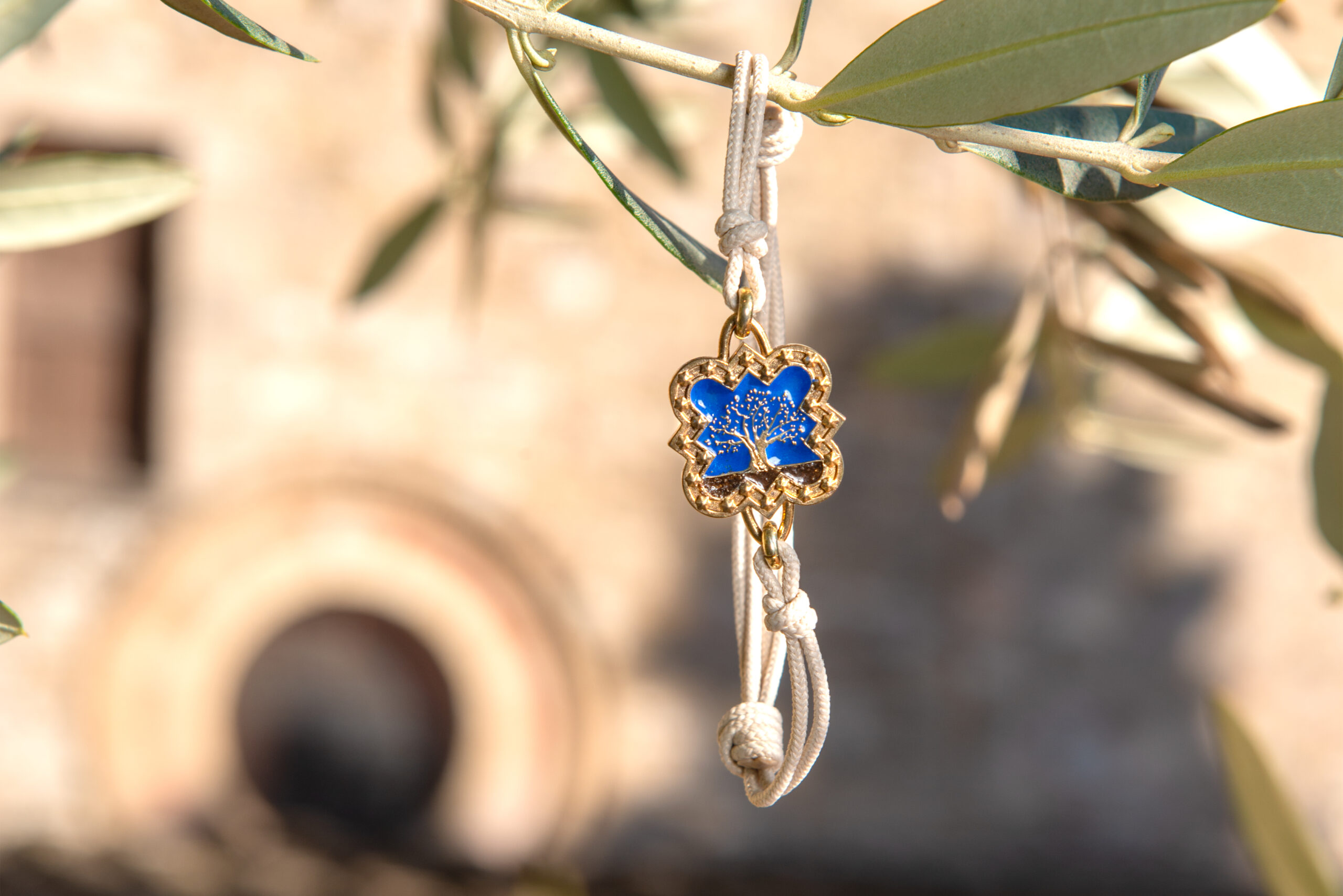 Bracciali con la Terra Francescana® - Madre Terra - (Dorato) - immagine 2
